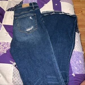 BKE Bell Bottom HR Flare Jean